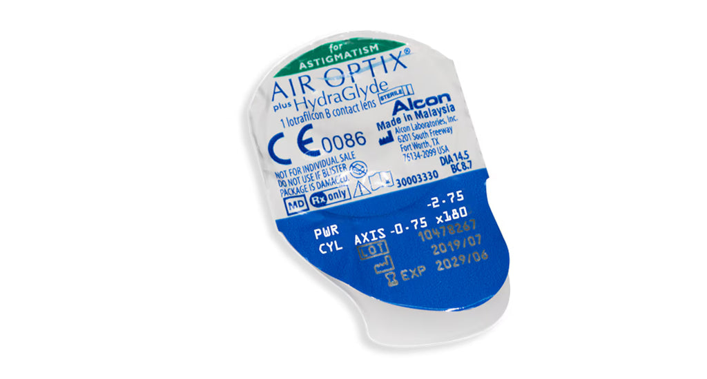 Air Optix Plus Hydraglyde for Astigmatism - Monthly reusable contact lenses- Pack of 3